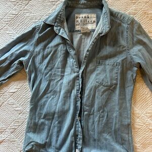 Frank & Eileen Light Blue Casual Button Down Shirt